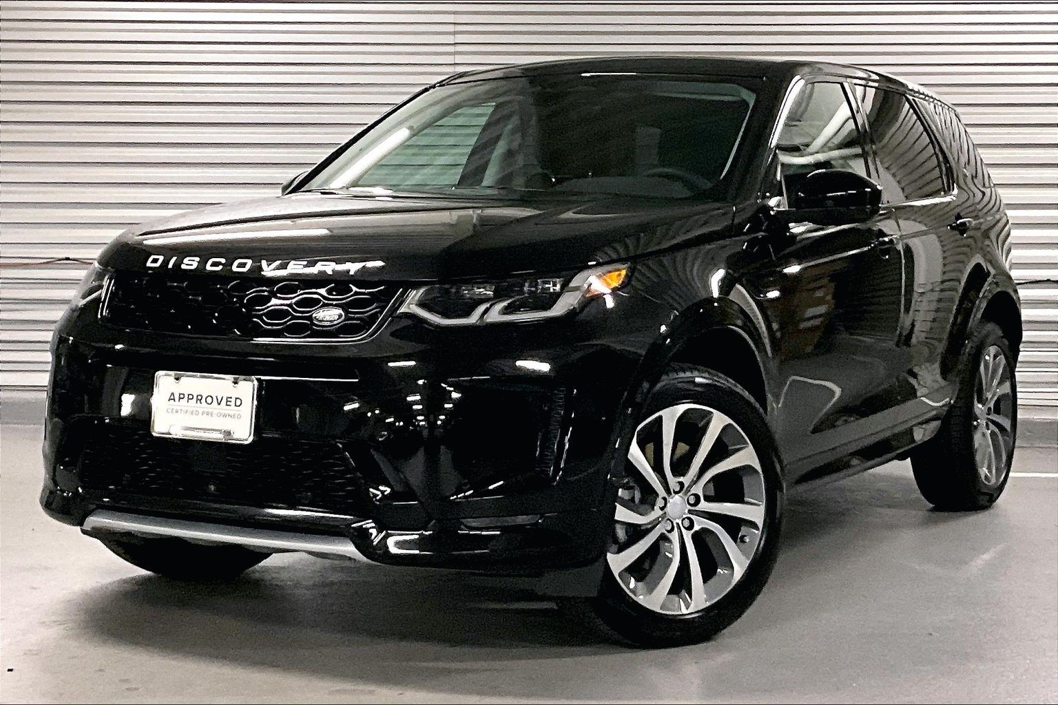 2025 Land Rover Discovery Sport 2.0 S's photo