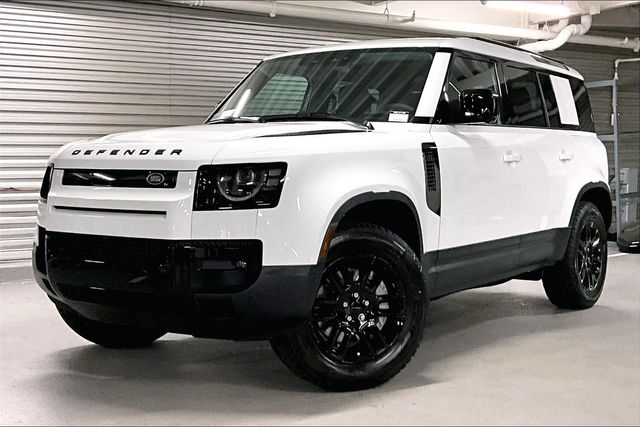 2026 Land Rover Defender S's photo