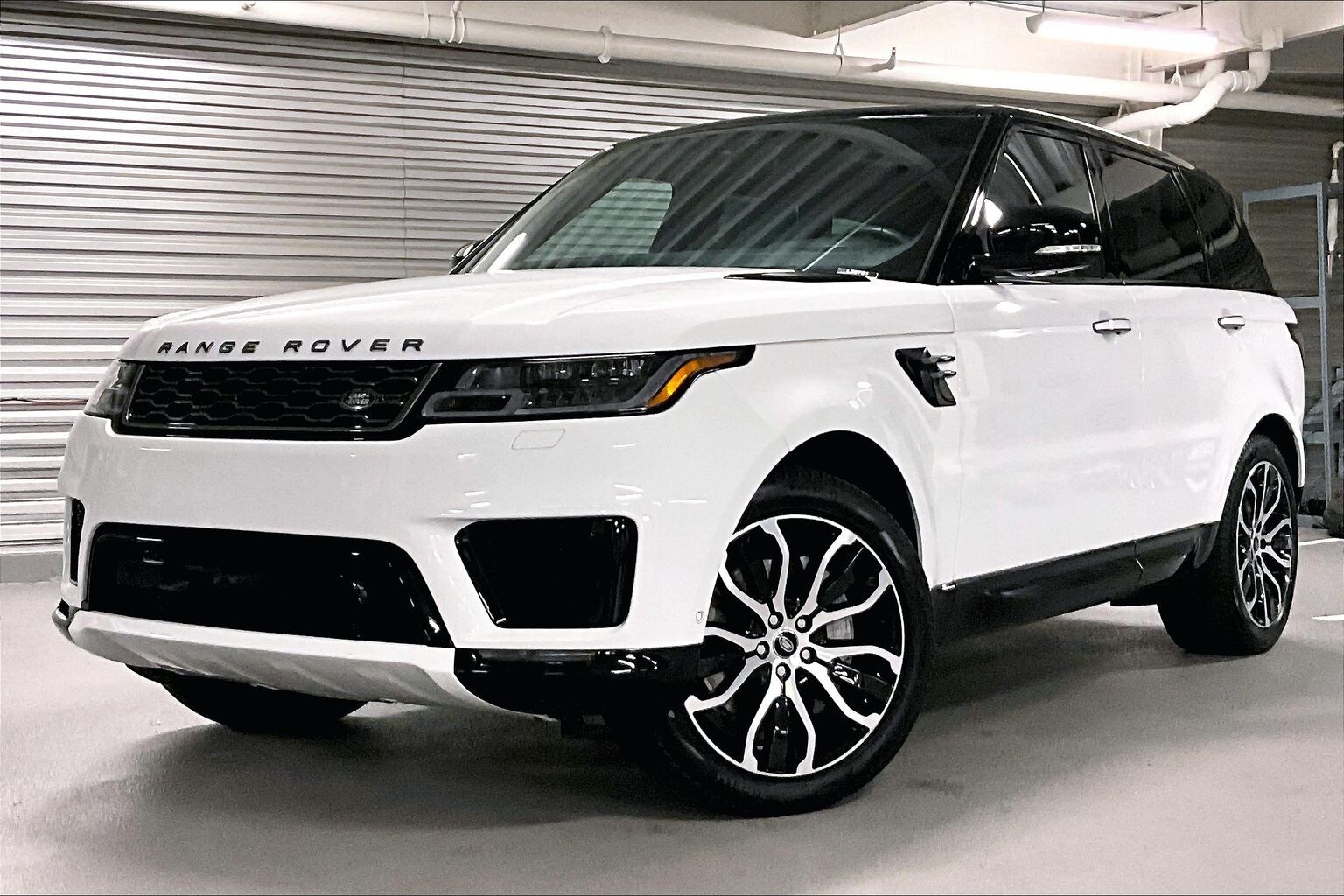 2022 Land Rover Range Rover Sport HSE Silver Edition