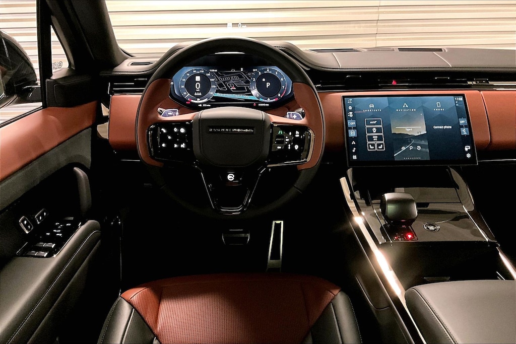 2025 Land Rover Range Rover Sport photo 4