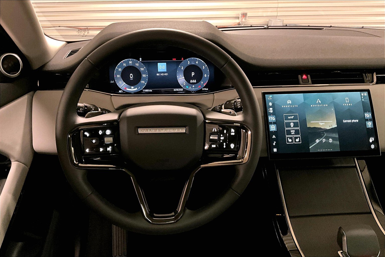2024 Land Rover Range Rover Evoque S photo 4