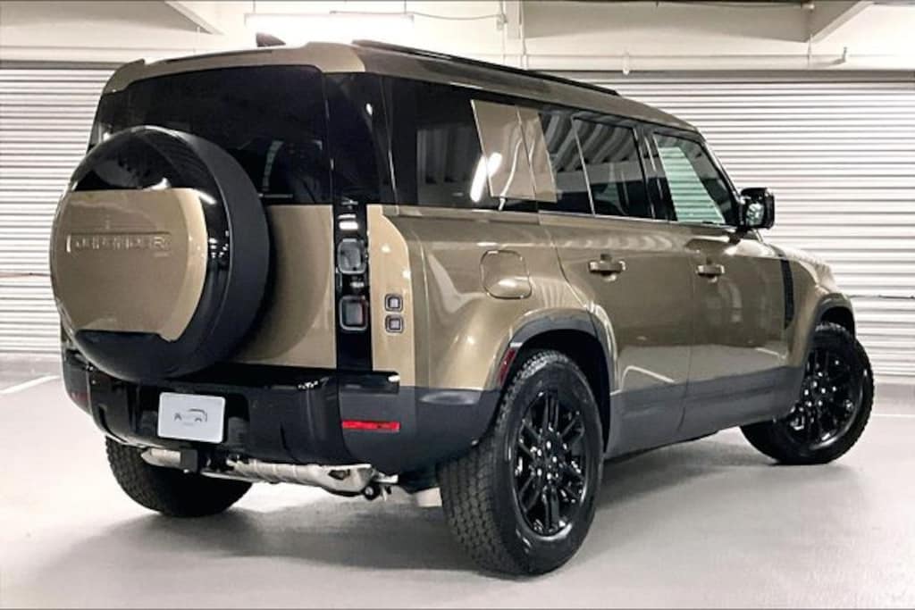 New 2026 Land Rover Defender 110 S 300PS SUV