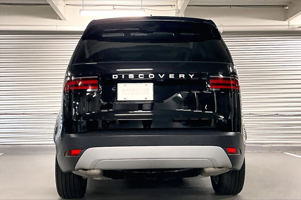 Certified 2025 Land Rover Discovery S Sport Utility