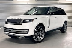New 2025 Land Rover Range Rover SE SUV