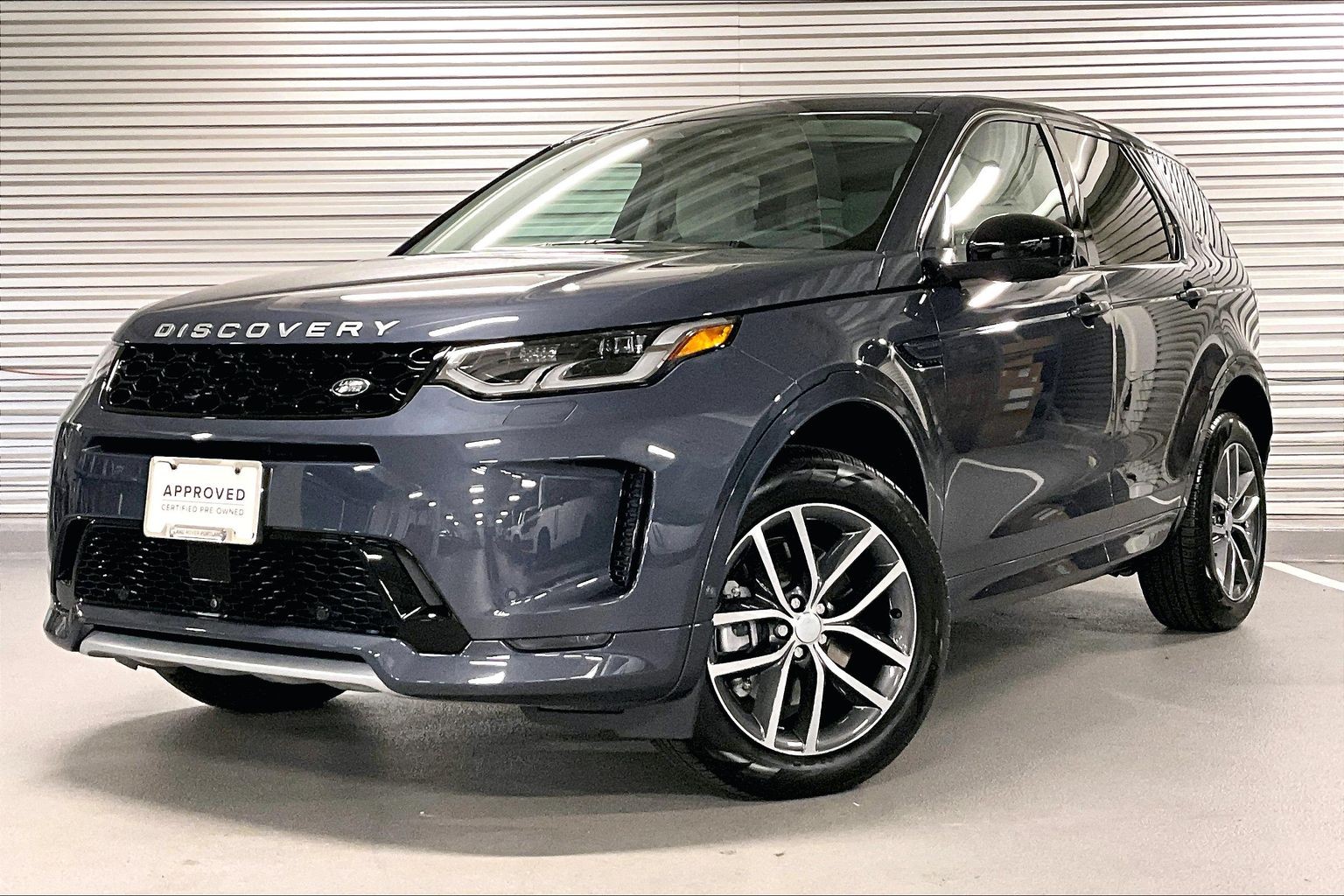 2025 Land Rover Discovery Sport S