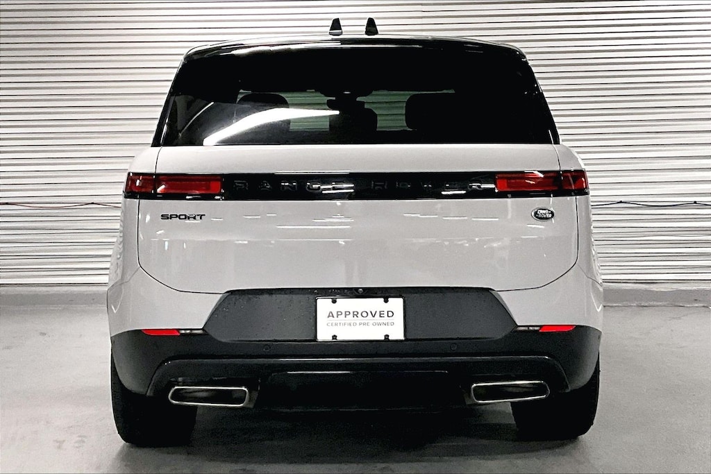 2023 Land Rover Range Rover Sport SE photo 2