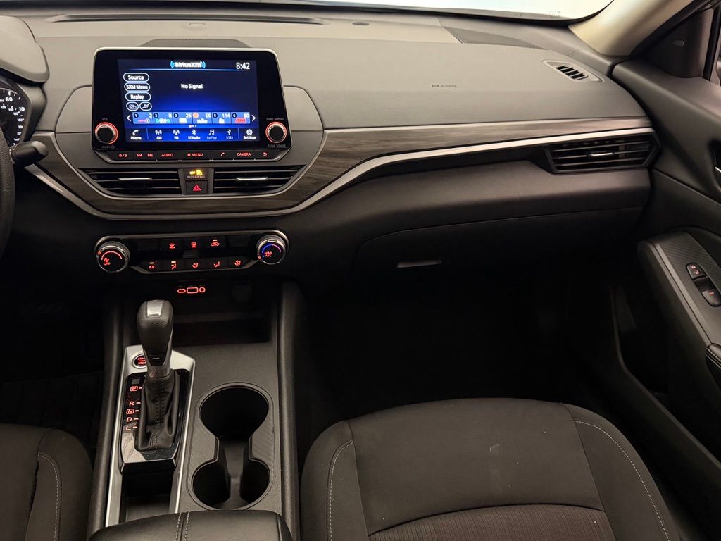 2025 Nissan Altima SV - Photo 26