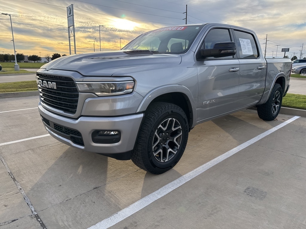 2025 RAM Ram 1500 Pickup Laramie's photo