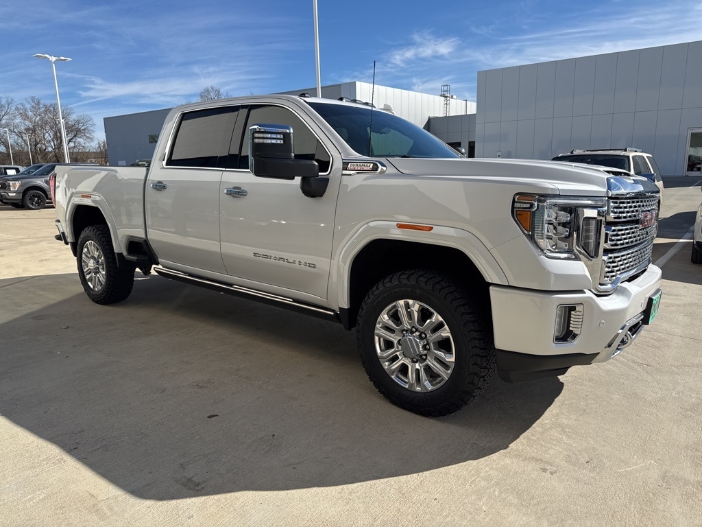 2022 GMC Sierra Denali's photo