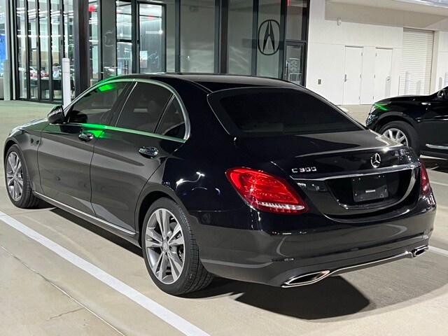 2015 Mercedes Benz C 300 Sedan photo 4