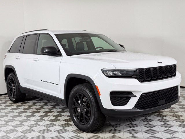 2024 Jeep Grand Cherokee Laredo SUV