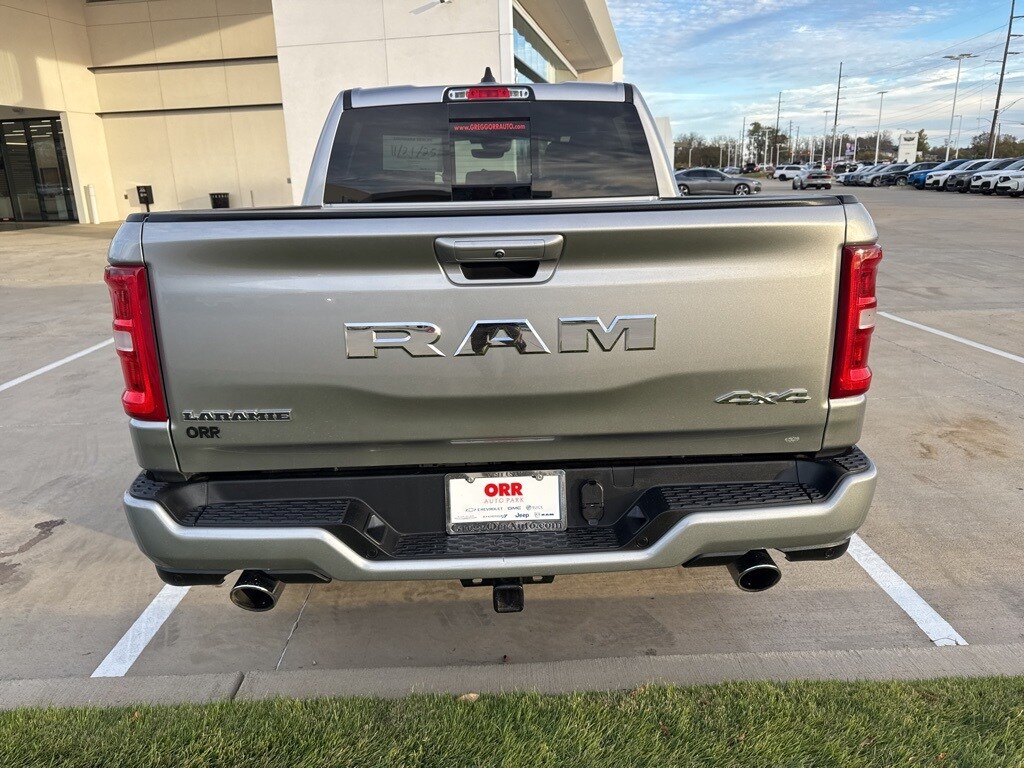 2025 Ram 1500 Laramie photo 4