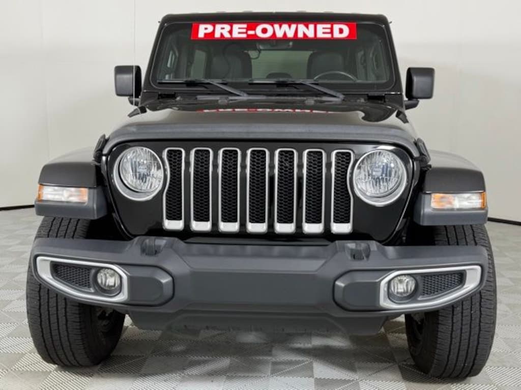 Used 2018 Jeep Wrangler Unlimited Sahara 4x4 SUV