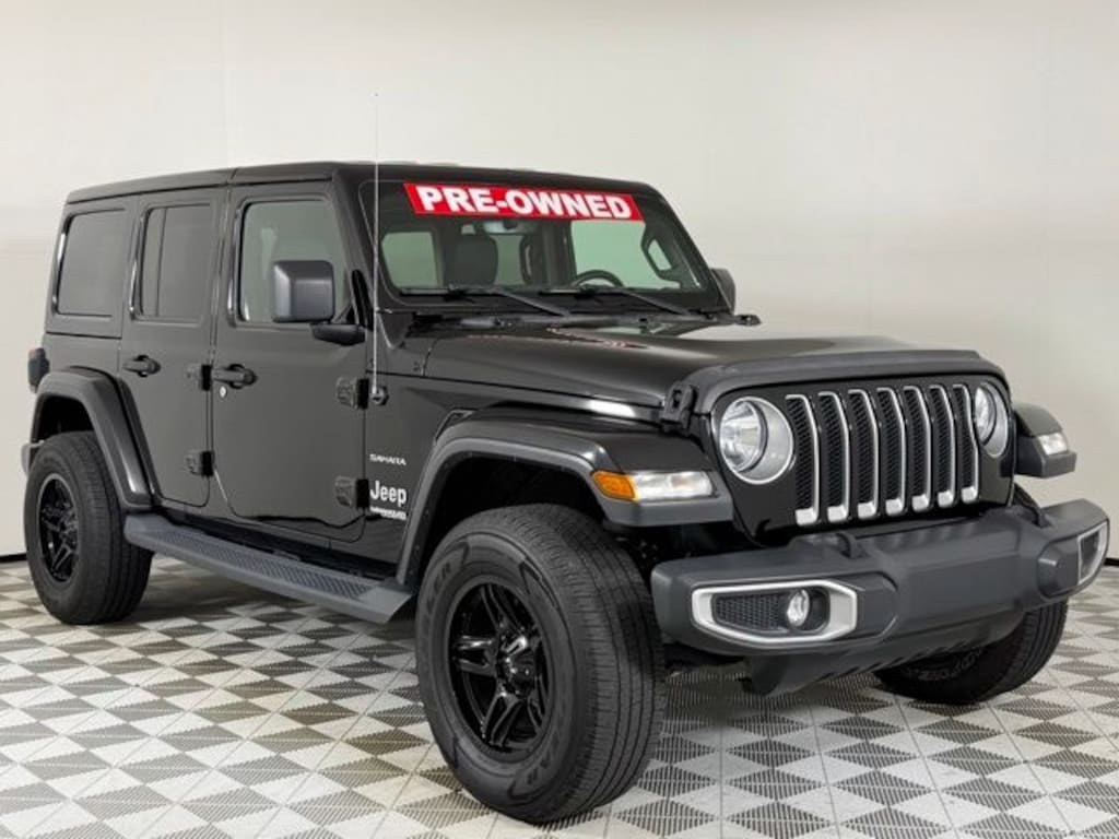 Used 2018 Jeep Wrangler Unlimited Sahara 4x4 SUV