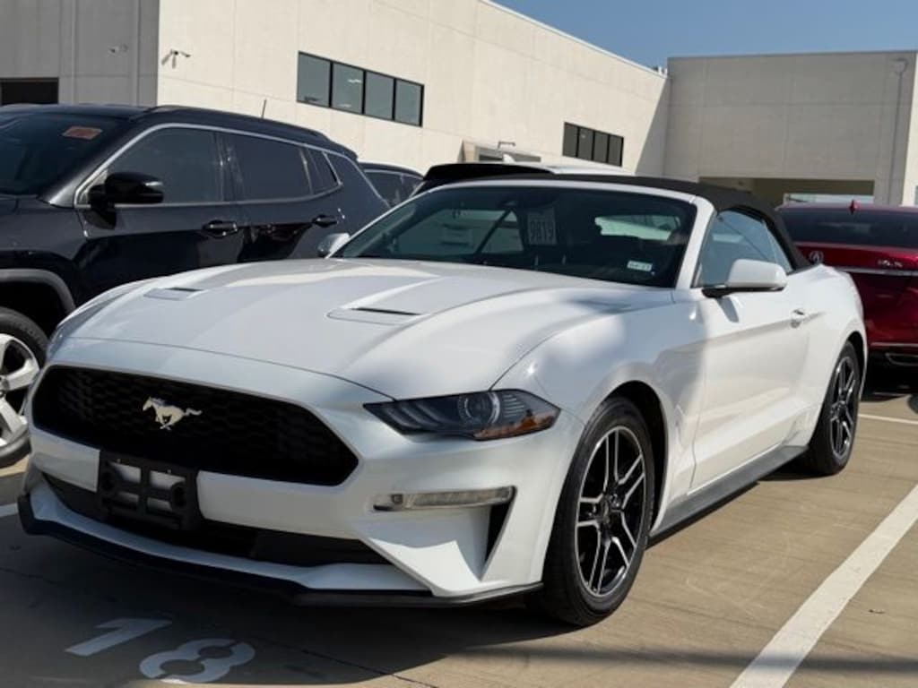 Used 2021 Ford Mustang Convertible