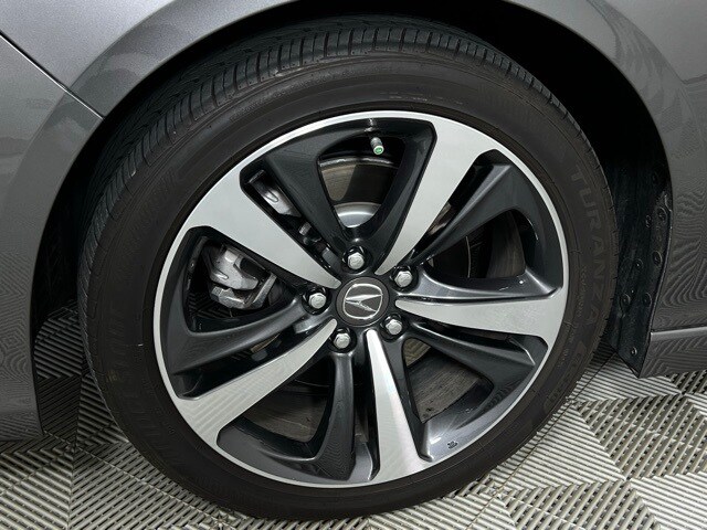 2024 Acura TLX Technology photo 3