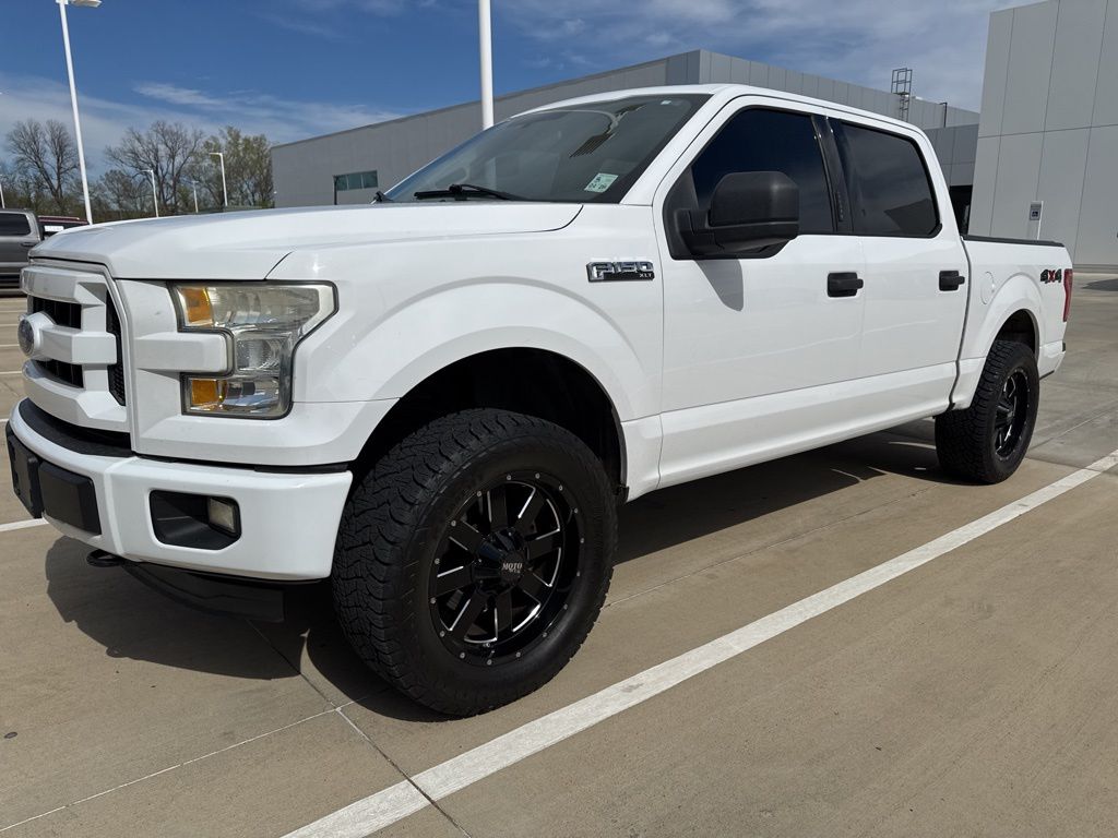 2016 Ford F-150 photo 3