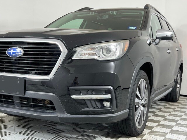 2019 Subaru Ascent Touring photo 4