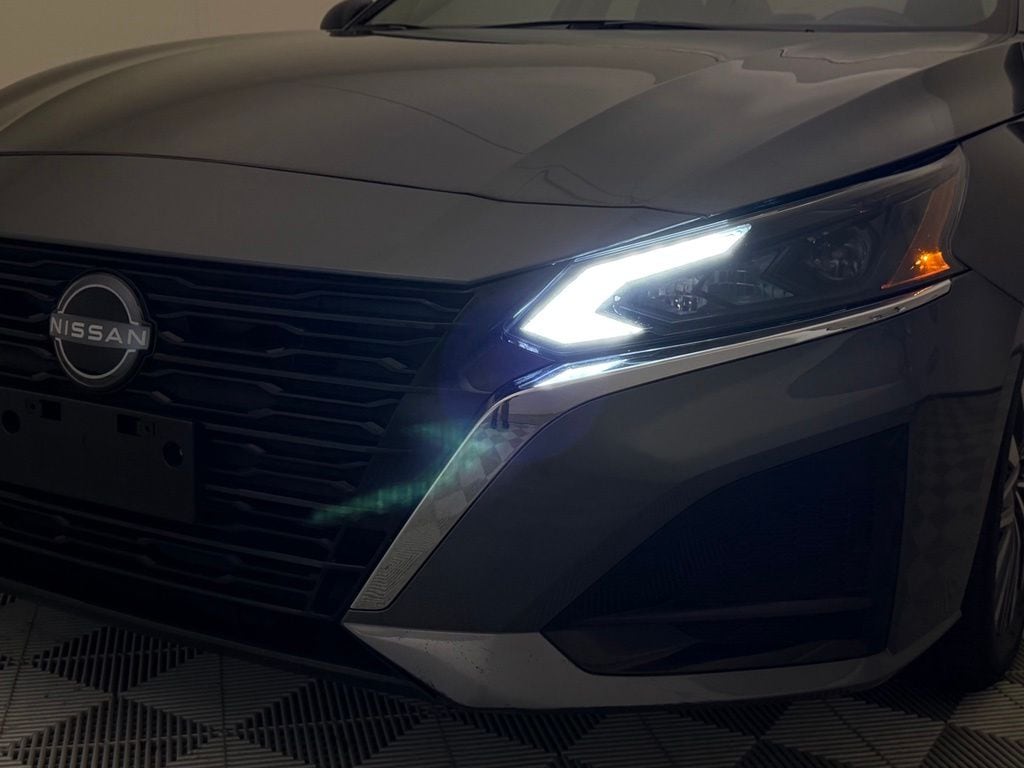 2025 Nissan Altima SV - Photo 7