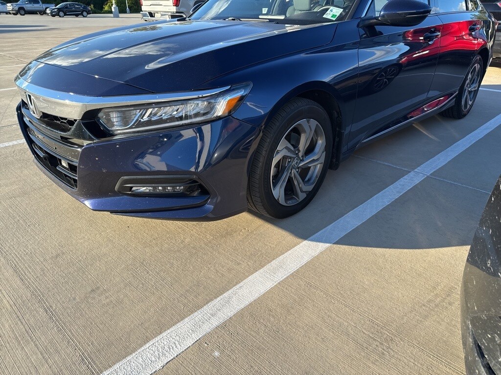 2018 Honda Accord EX-L photo 3