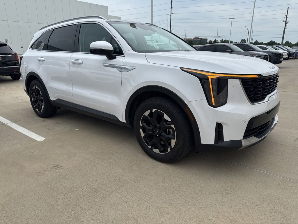 2024 Kia Sorento S AT's photo