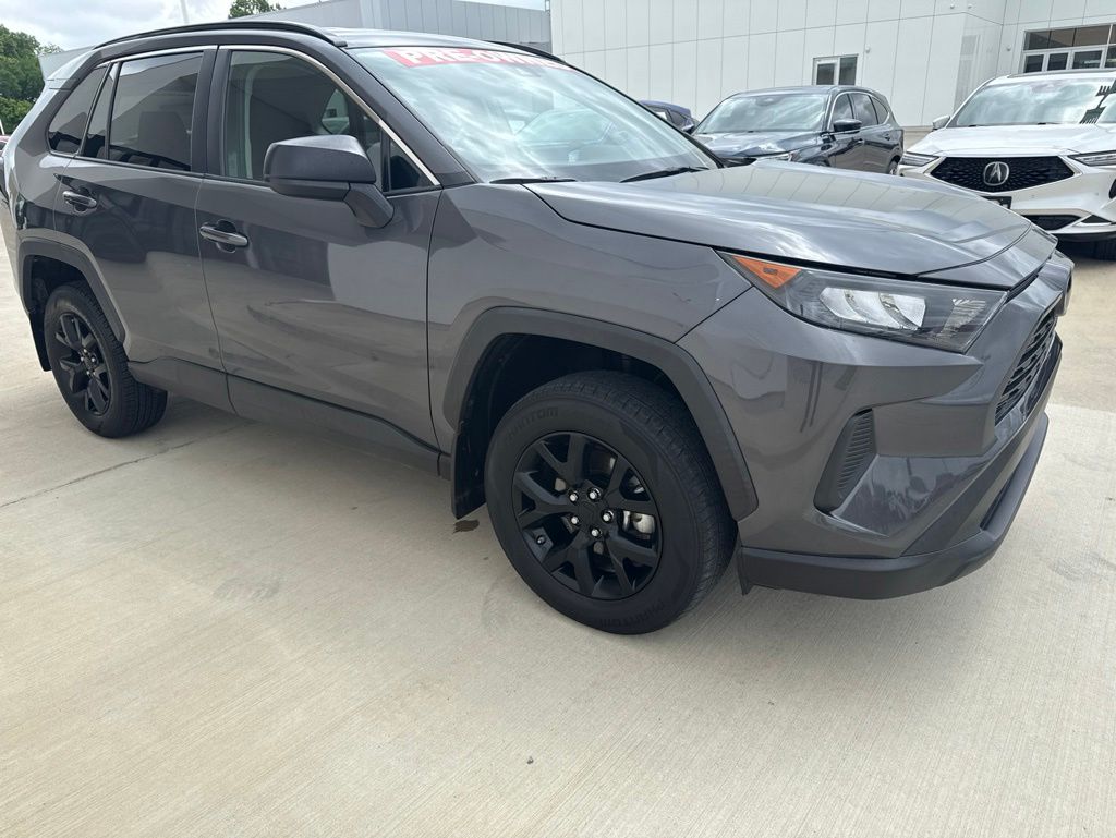 2021 Toyota RAV4 LE