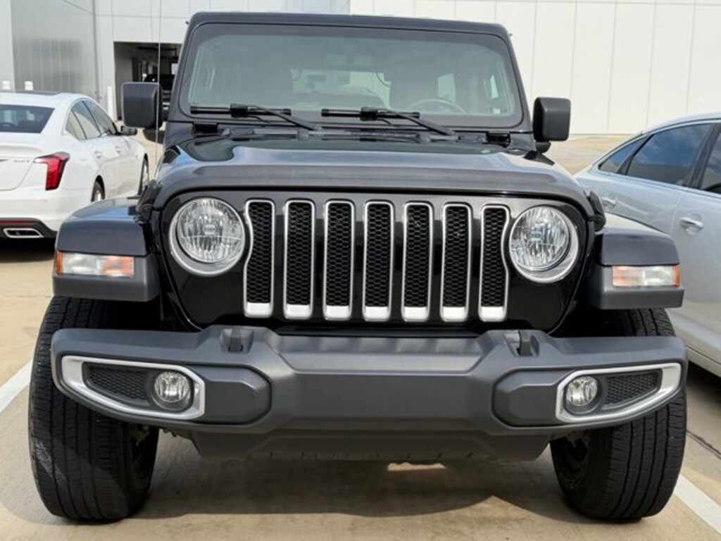 Used 2018 Jeep Wrangler Unlimited Sahara 4x4 SUV