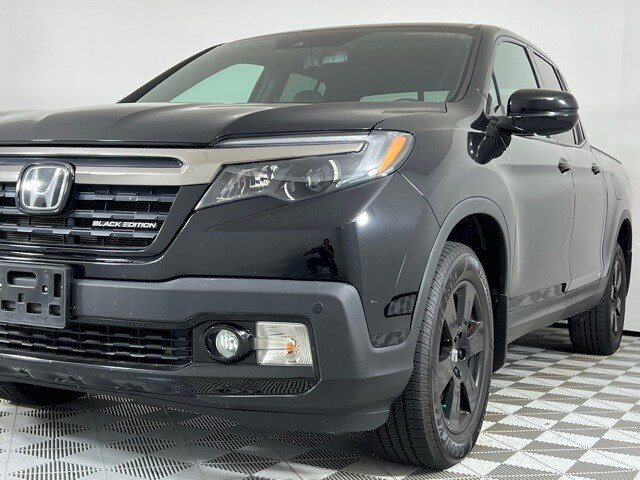 2020 Honda Ridgeline Black Edition photo 4