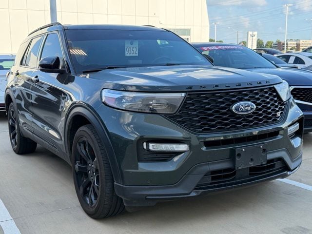 2024 Ford Explorer ST 4WD's photo