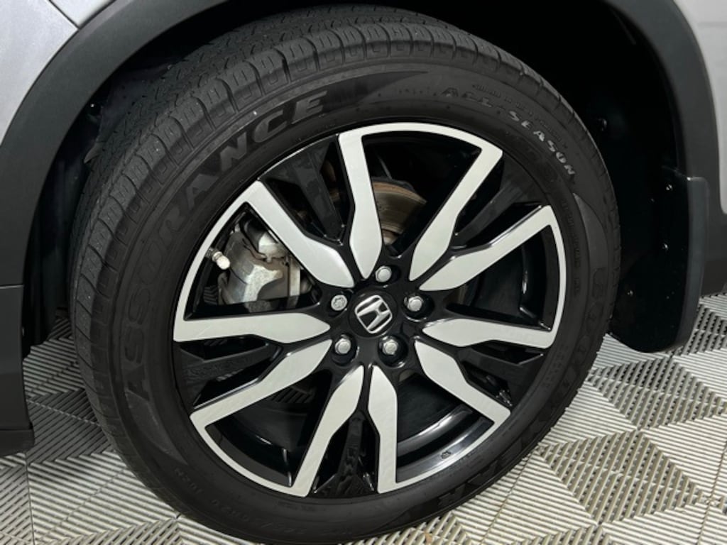 Used 2020 Honda Pilot Elite AWD SUV