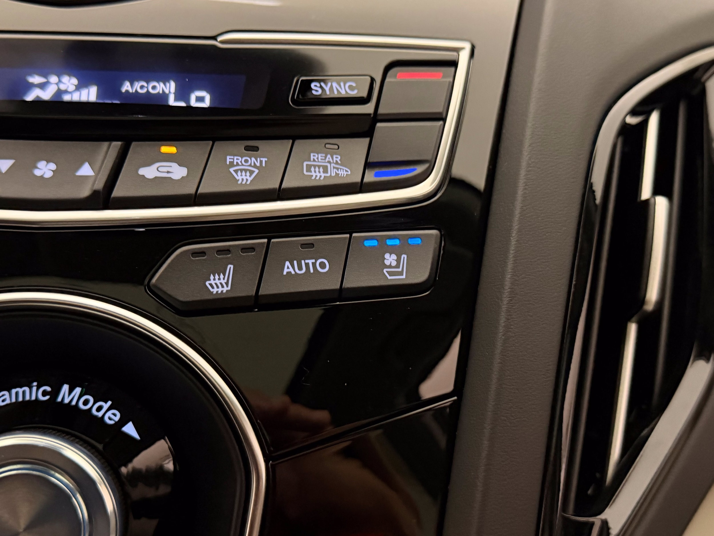2025 Acura RDX Advance Package - Photo 19