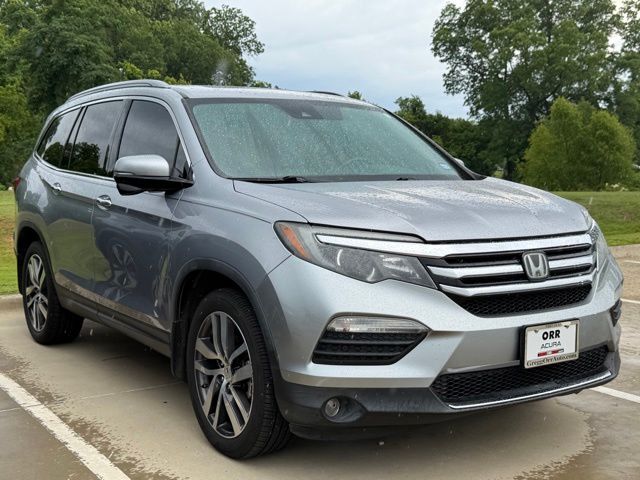 2018 Honda Pilot 2WD Touring's photo
