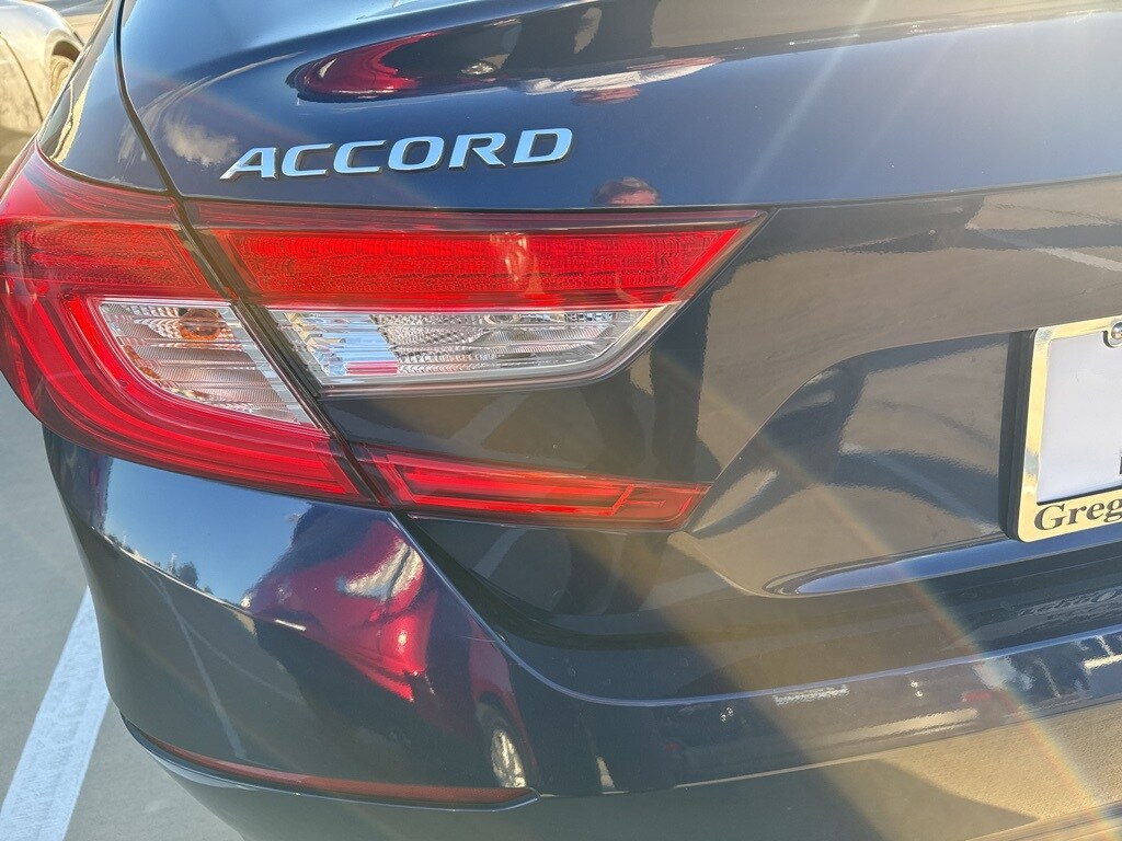 2018 Honda Accord EX-L photo 2