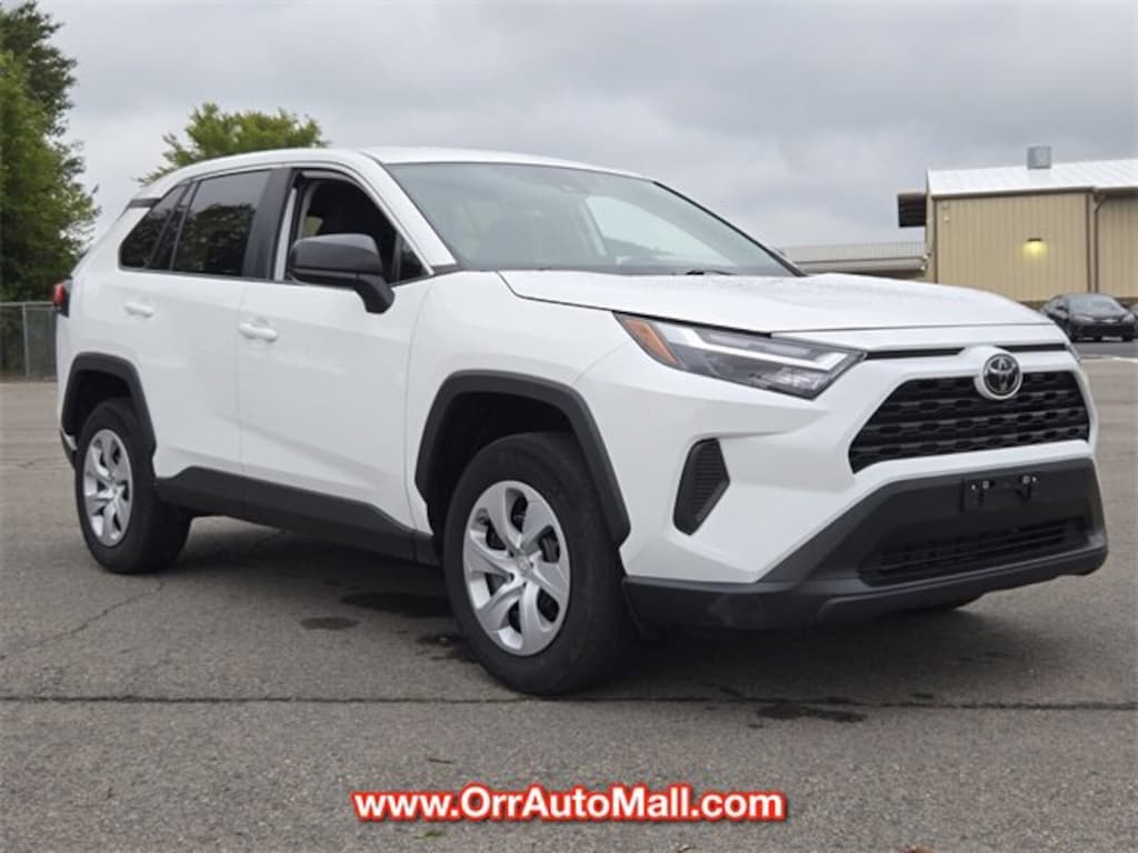 Used 2024 Toyota RAV4 LE SUV