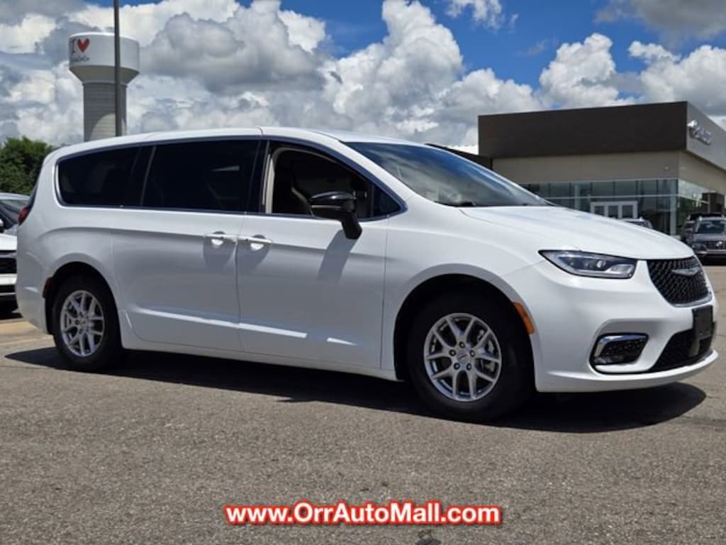 Used 2024 Chrysler Pacifica Touring L Van Passenger Van