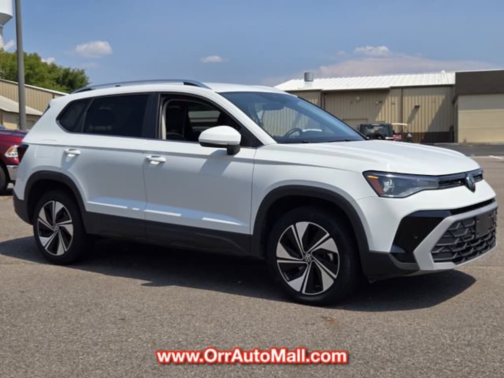 Used 2025 Volkswagen Taos 1.5T SE SUV