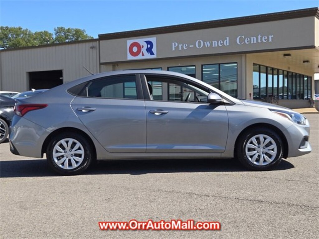 Used 2021 Hyundai Accent SE Sedan
