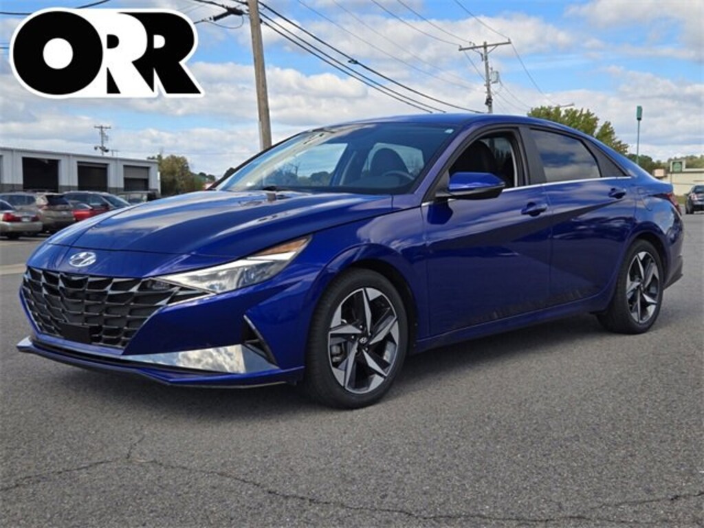 Used 2023 Hyundai Elantra Limited Sedan