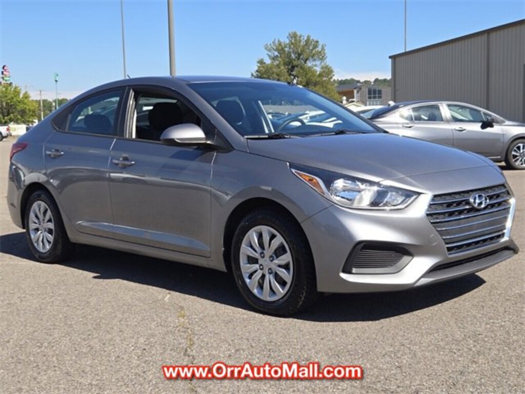 Used 2021 Hyundai Accent SE Sedan