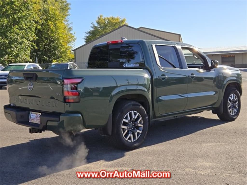 Used 2024 Nissan Frontier SL Truck Crew Cab