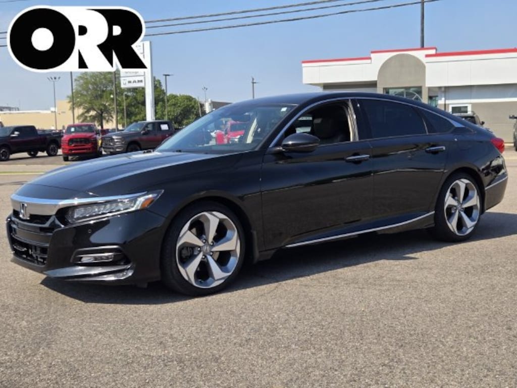 Used 2019 Honda Accord Touring 2.0T Sedan