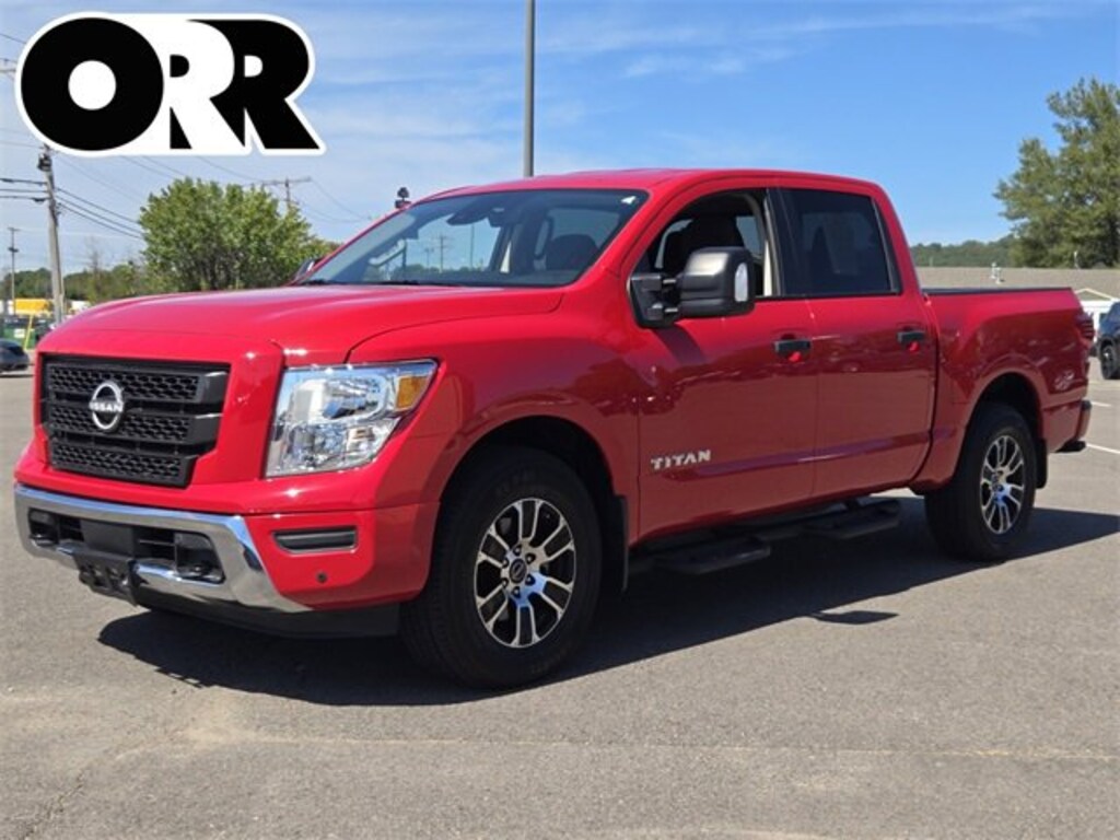 Used 2024 Nissan Titan SV Truck Crew Cab