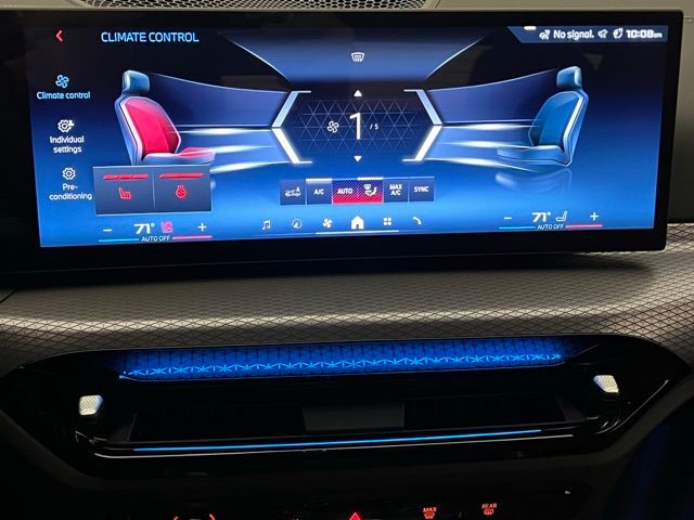 2026 BMW 4 Series M440i - Photo 33