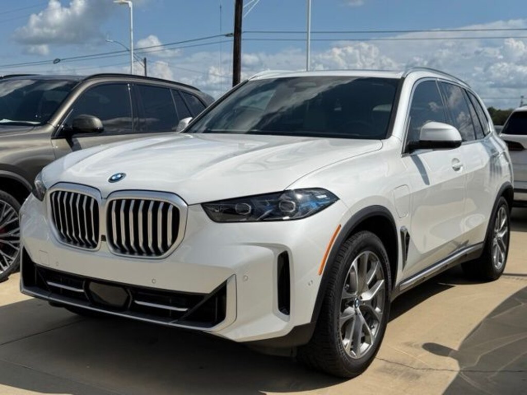 New 2026 BMW X5 PHEV xDrive50e SUV