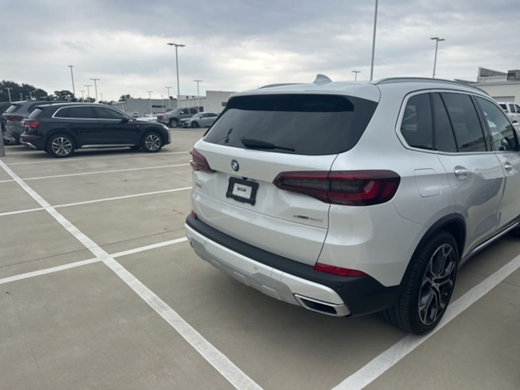 Used 2022 BMW X5 sDrive40i SUV