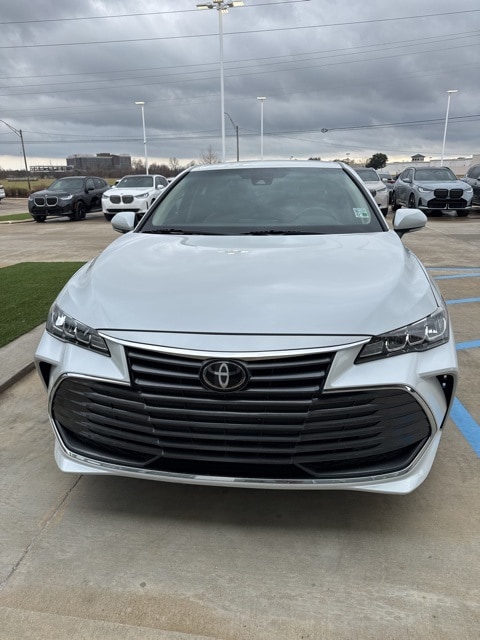 2020 Toyota Avalon XLE
