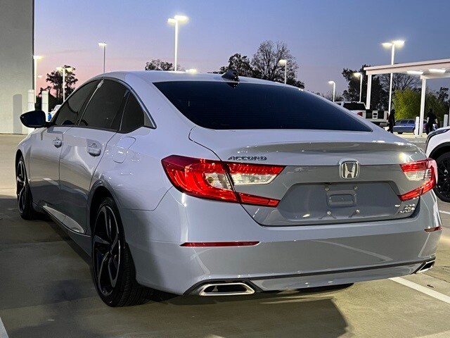 2021 Honda Accord Sport 2.0T photo 4