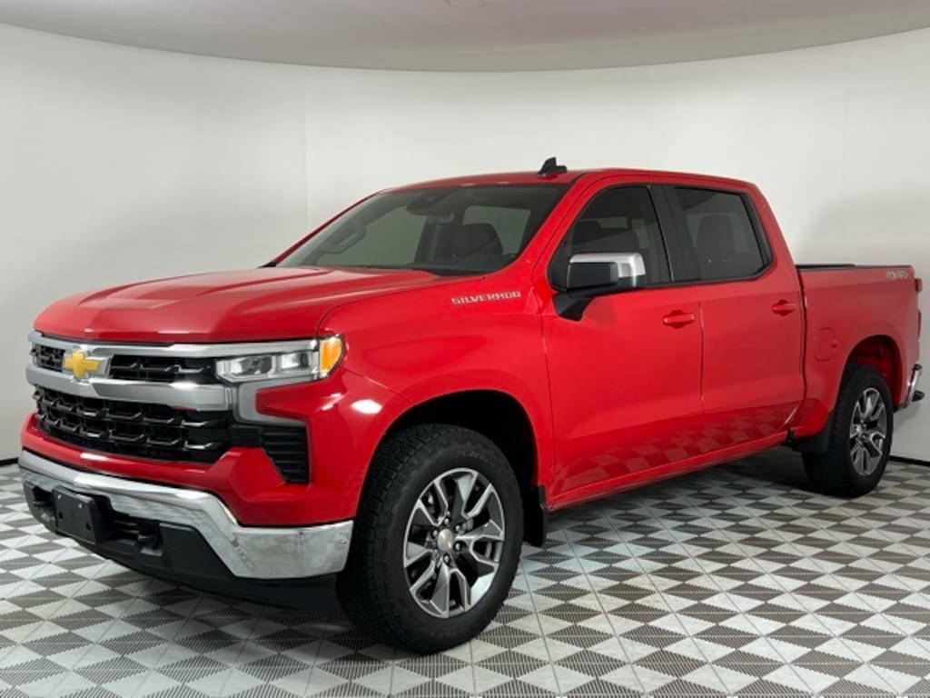 Used 2024 Chevrolet Silverado 1500 LT w/1LT Truck Crew Cab