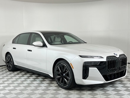 2025 BMW 760i xDrive Sedan