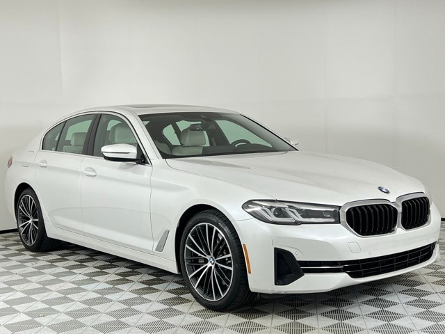 2022 BMW 5 Series 530i